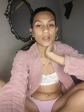 Snapshot of Zohara_Lpe23o chatting on 02-11-26, 04:39 Zohara Lpe23o online show from 02-11-26, 04:39