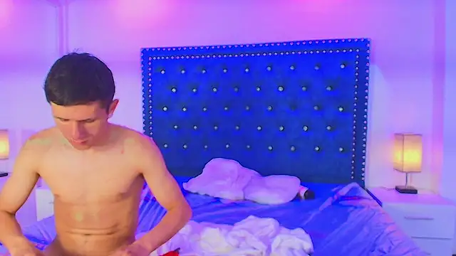 Vero and stive online show from 03-04-26, 07:03