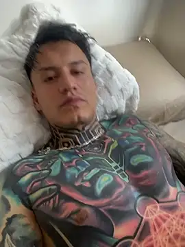 Snapshot of Chrissblack chatting on 01-19-26, 02:54 Chrissblack online show from 01-19-26, 02:54