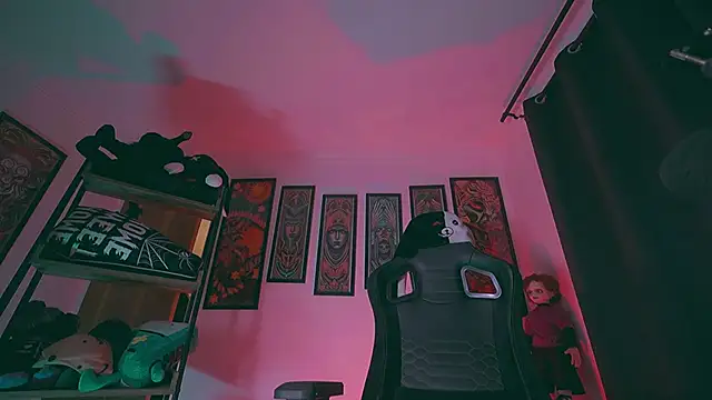 Snapshot of Olliver___y chatting on 03-15-26, 03:12 Olliver y online show from 03-15-26, 03:12