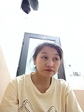 yumyum112 online show from 01-12-26, 11:59