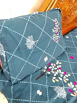 Snapshot of Tattoo_ chatting on 02-07-26, 04:22 Tattoo online show from 02-07-26, 04:22