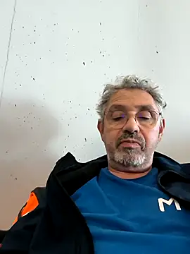 Snapshot of Jacquouille06500 chatting on 01-14-26, 12:33 Jacquouille06500 online show from 01-14-26, 12:33