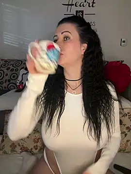 IRISWHITE17 online show from 04-23-26, 04:57