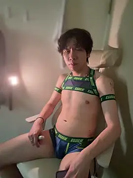 Snapshot of Puzzuma3 chatting on 03-16-26, 07:12 Puzzuma3 online show from 03-16-26, 07:12