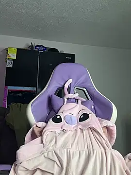 Snapshot of Stormi_th chatting on 02-11-26, 11:54 Stormi th online show from 02-11-26, 11:54