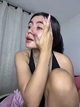 Snapshot of Stormi_th chatting on 02-17-26, 01:46 Stormi th online show from 02-17-26, 01:46