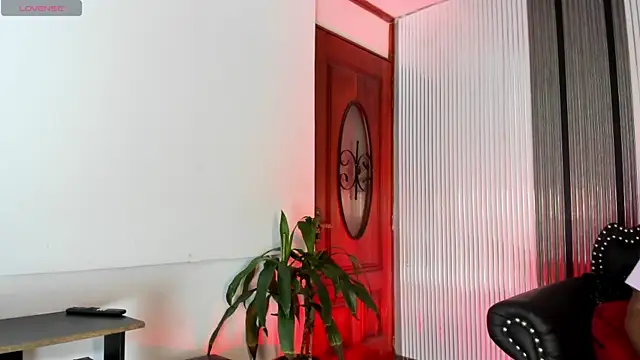 Snapshot of EbonyTanisha chatting on 07-03-26, 12:06 EbonyTanisha online show from 07-03-26, 12:06