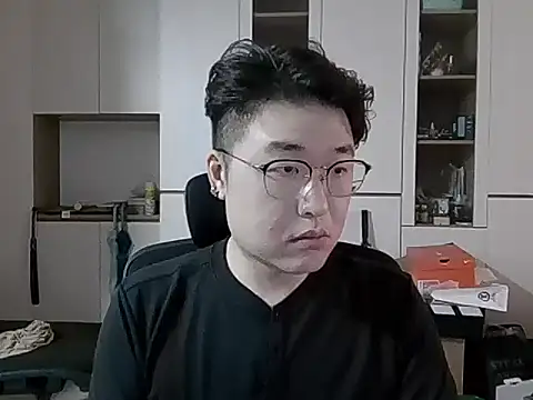 Snapshot of W0Ijn chatting on 05-08-26, 02:39 W0Ijn online show from 05-08-26, 02:39