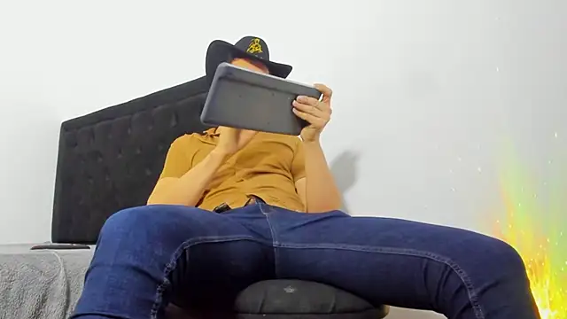 camilo model online show from 02-26-26, 01:37