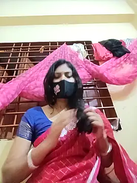 queenneha69 online show from 05-07-26, 06:13