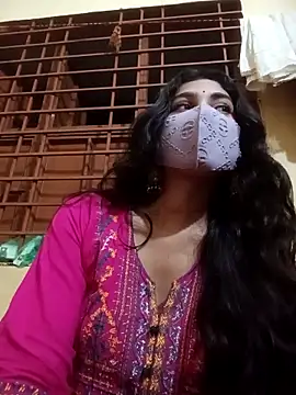 queenneha69 online show from 06-12-26, 06:07