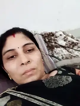 Hot ree85 online show from 04-28-26, 10:20