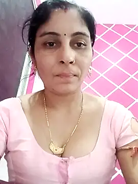Snapshot of Hot_ree85 chatting on 05-09-26, 04:50 Hot ree85 online show from 05-09-26, 04:50