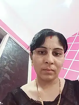 Snapshot of Hot_ree85 chatting on 06-10-26, 11:42 Hot ree85 online show from 06-10-26, 11:42