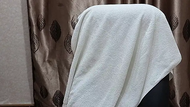 Snapshot of ShyDarko chatting on 02-04-26, 03:29 ShyDarko online show from 02-04-26, 03:29