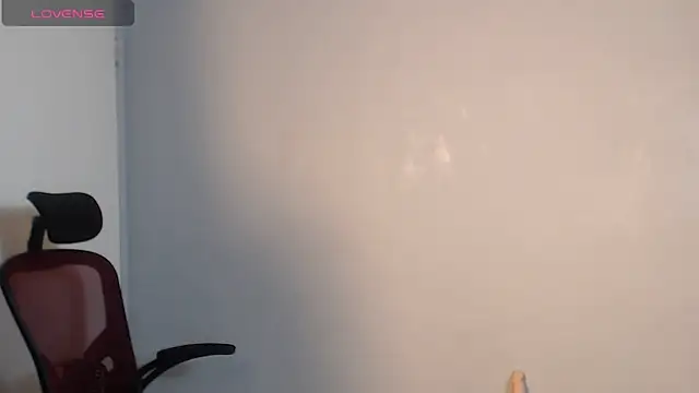 Snapshot of Naughty_QueenXoXo chatting on 03-09-26, 11:09 Naughty QueenXoXo online show from 03-09-26, 11:09