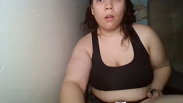 Snapshot of bellakay19 chatting on 01-10-26, 05:48 bellakay19 online show from 01-10-26, 05:48