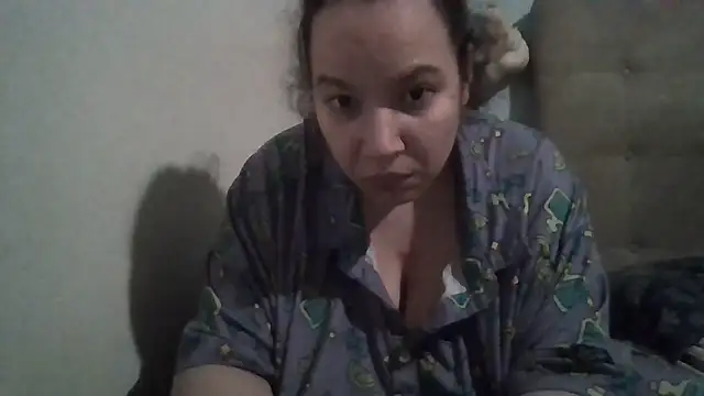 Snapshot of bellakay19 chatting on 02-05-26, 05:34 bellakay19 online show from 02-05-26, 05:34