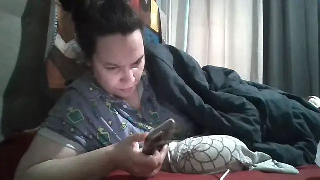 Snapshot of bellakay19 chatting on 04-03-26, 02:48 bellakay19 online show from 04-03-26, 02:48