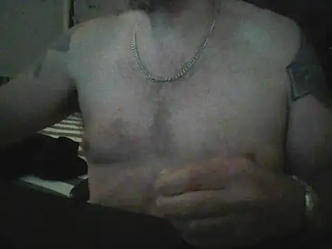 Snapshot of loudandproud chatting on 02-13-26, 05:36 loudandproud online show from 02-13-26, 05:36