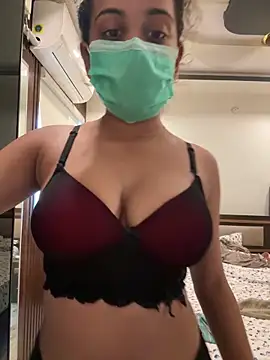 Snapshot of hyualll chatting on 03-17-26, 06:50 hyualll online show from 03-17-26, 06:50