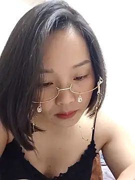   BingBing   online show from 02-28-26, 08:54