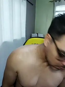 Snapshot of Erbst_Morni chatting on 02-13-26, 11:28 Erbst Morni online show from 02-13-26, 11:28