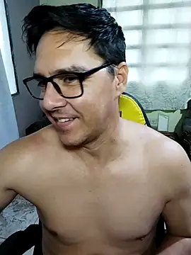 Snapshot of Erbst_Morni chatting on 03-11-26, 11:49 Erbst Morni online show from 03-11-26, 11:49