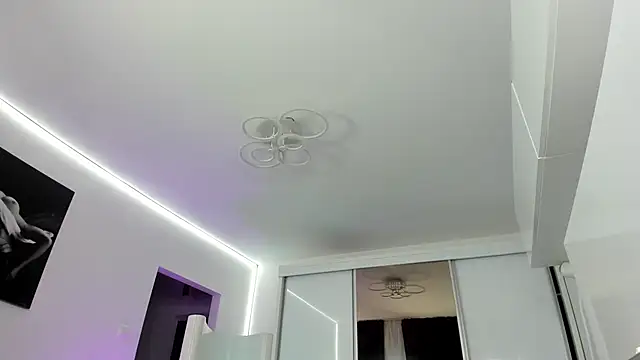 Ivy Bellee online show from 04-20-26, 04:59