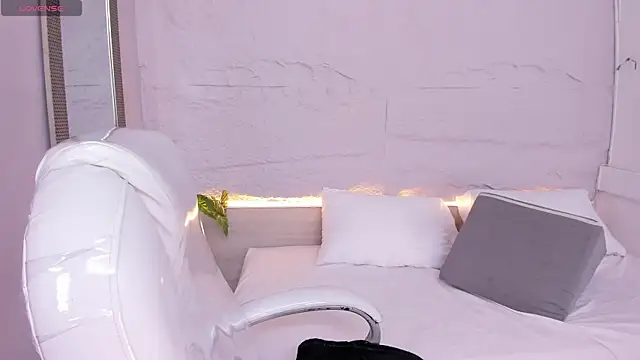 Snapshot of lanna_18_ chatting on 07-03-26, 11:49 lanna 18 online show from 07-03-26, 11:49