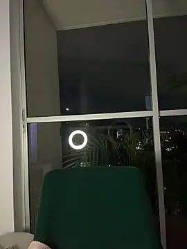 alesziarose  online show from 03-01-26, 12:23