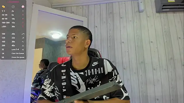 Snapshot of _erick_j chatting on 01-05-26, 08:01 erick j online show from 01-05-26, 08:01