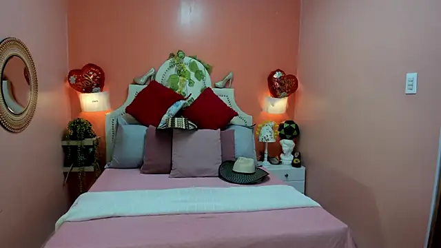 Dalila Najjar  online show from 07-25-26, 02:47
