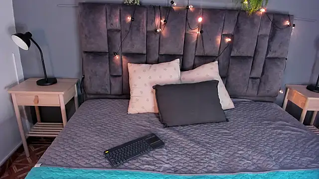 Snapshot of AmberStonne__ chatting on 03-11-26, 07:31 AmberStonne online show from 03-11-26, 07:31