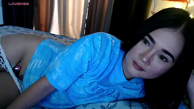 Snapshot of simplykhate chatting on 08-03-26, 02:43 simplykhate online show from 08-03-26, 02:43