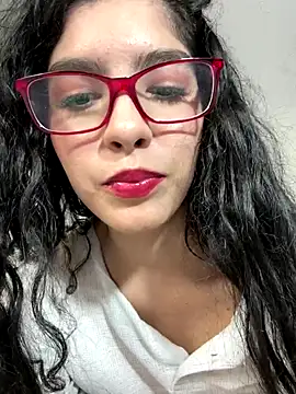 Snapshot of dani_bela chatting on 01-08-26, 04:04 dani bela online show from 01-08-26, 04:04