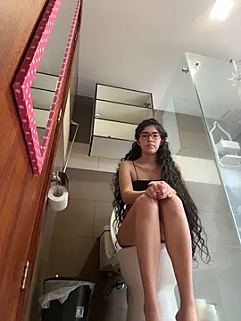 Snapshot of dani_bela chatting on 02-21-26, 09:38 dani bela online show from 02-21-26, 09:38