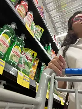 Snapshot of dani_bela chatting on 03-02-26, 09:21 dani bela online show from 03-02-26, 09:21