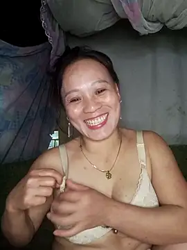 Snapshot of Piu_18 chatting on 02-24-26, 02:04 Piu 18 online show from 02-24-26, 02:04