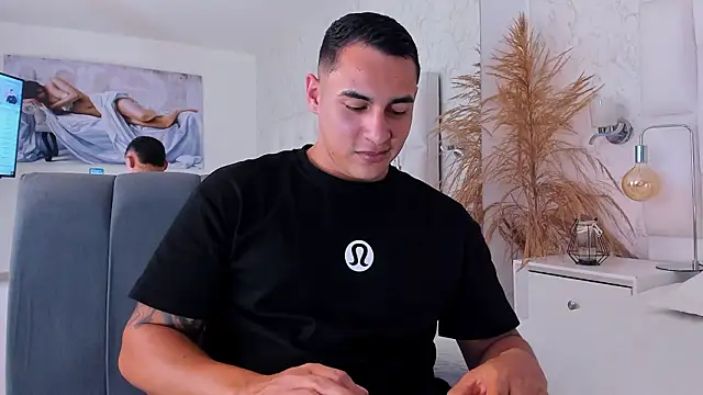 MassimoCo  online show from 02-11-26, 10:59