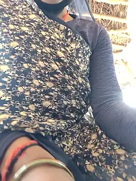 Snapshot of Queen_chayna chatting on 01-10-26, 05:20 Queen chayna online show from 01-10-26, 05:20