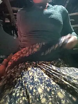 Snapshot of Queen_chayna chatting on 02-01-26, 02:26 Queen chayna online show from 02-01-26, 02:26