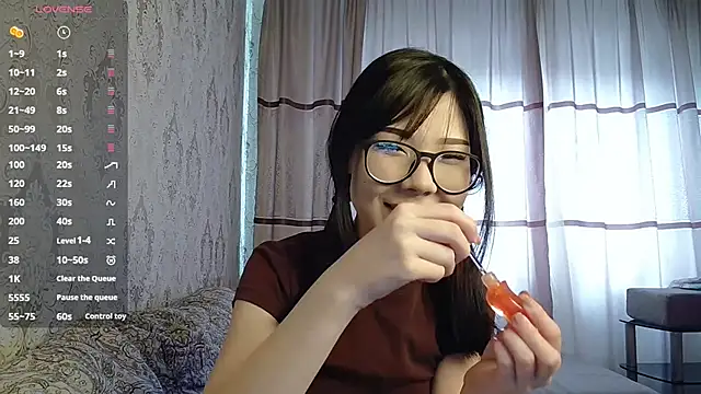 Snapshot of AprilOnilll chatting on 03-07-26, 05:37 AprilOnilll online show from 03-07-26, 05:37