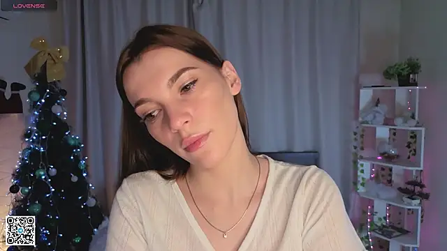 Snapshot of LaveraMeling chatting on 01-10-26, 04:03 LaveraMeling online show from 01-10-26, 04:03