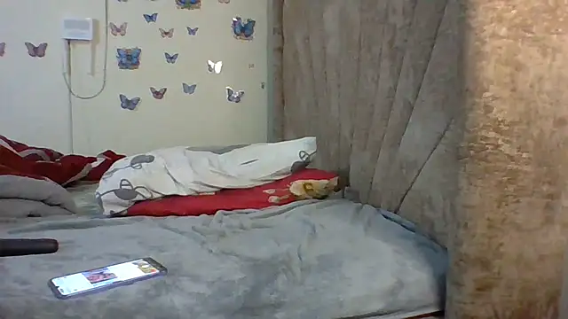 Snapshot of smily_sophia chatting on 02-23-26, 04:54 smily sophia online show from 02-23-26, 04:54