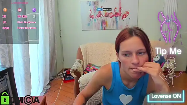 Lily Viola online show from 06-30-26, 07:42