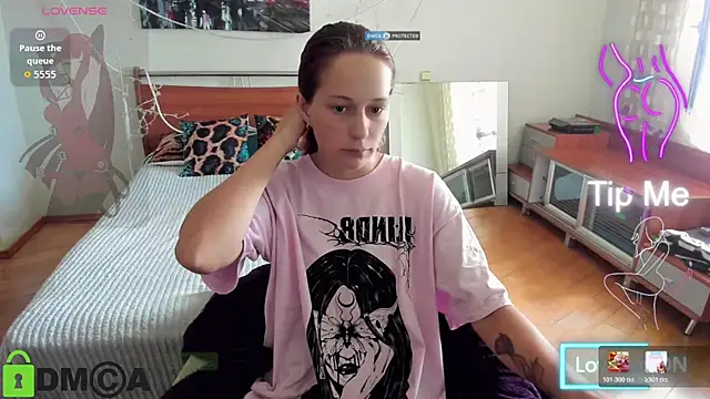 Lily Viola online show from 07-14-26, 07:35