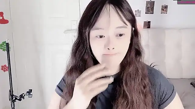sunny-ly online show from 05-11-26, 05:32