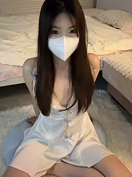  xiaoxinxin  online show from 07-01-26, 12:51